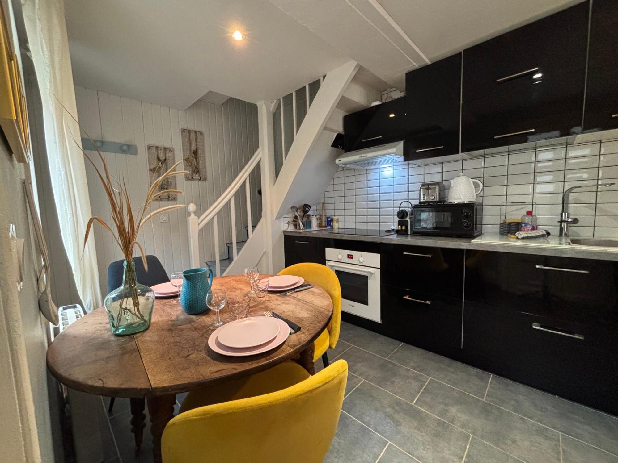 Jolie Cottage Idealement Situee Honfleur Bagian luar foto